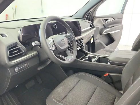 New 2026 Chevrolet Traverse LT w/ Midnight/Sport Edition AWD/4WD image 22