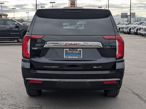 Certified 2022 GMC Yukon XL SLT w/ SLT Premium Package image 5