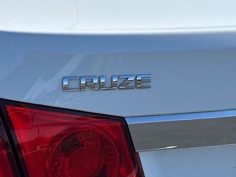 Used 2012 Chevrolet Cruze LS w/ Connectivity Package FWD image 13