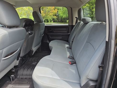 Used 2014 RAM 1500 Express AWD/4WD image 18