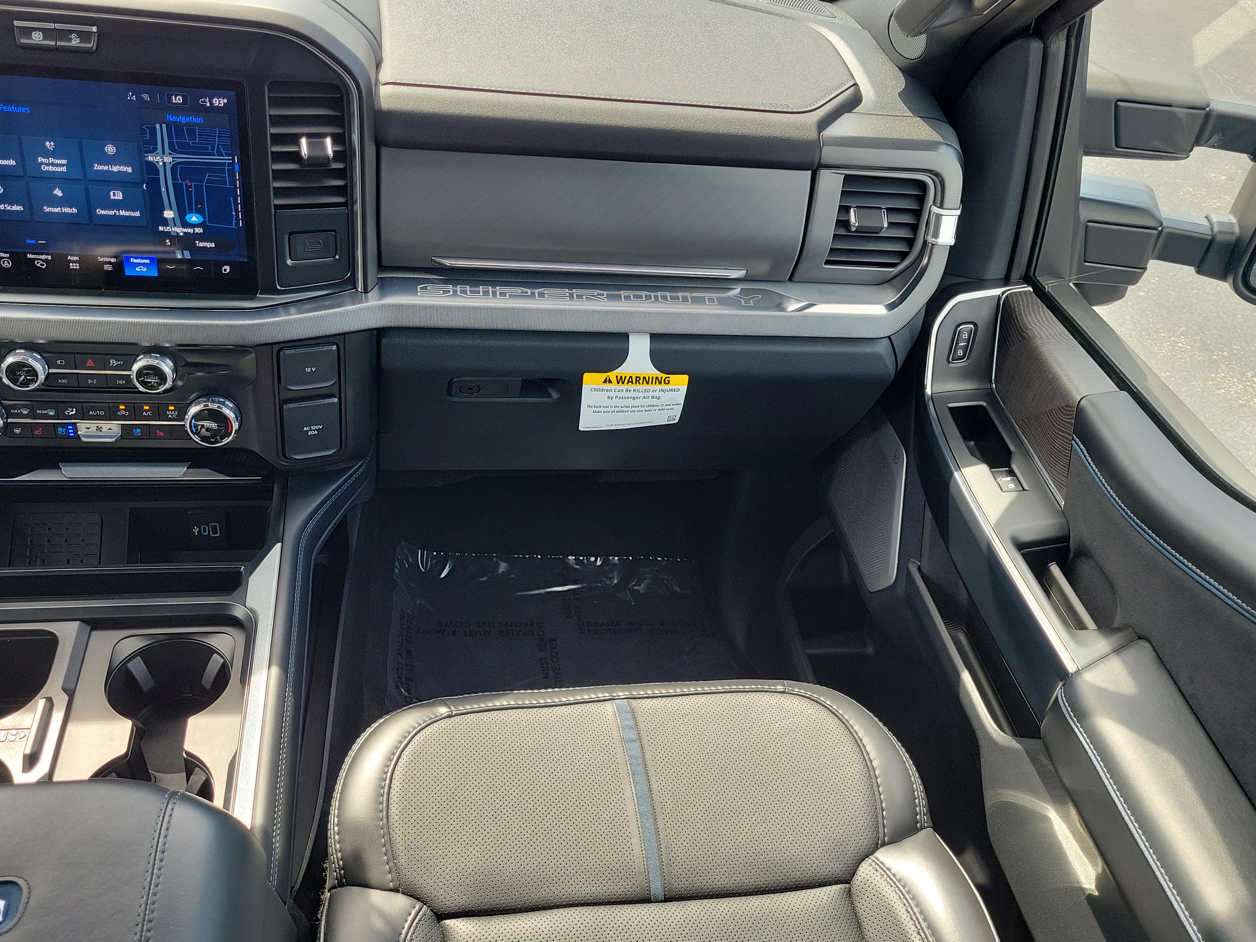Used 2025 Ford F350 Platinum w/ FX4 Off-Road Package AWD/4WD image 15