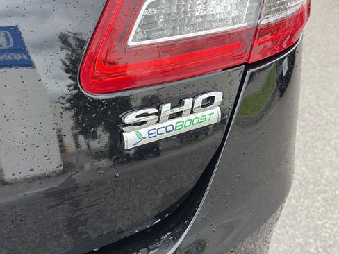 Used 2016 Ford Taurus SHO w/ Equipment Group 401A AWD/4WD image 10