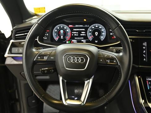 Used 2019 Audi Q8 Premium Plus w/ Premium Plus AWD/4WD image 3
