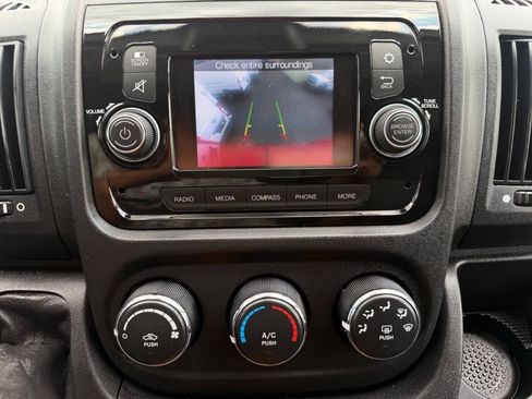 Used 2019 RAM ProMaster 3500 w/ Interior Convenience Group FWD image 8