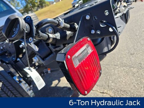 New 2024 Ford F550 4x4 SuperCab Super Duty image 20