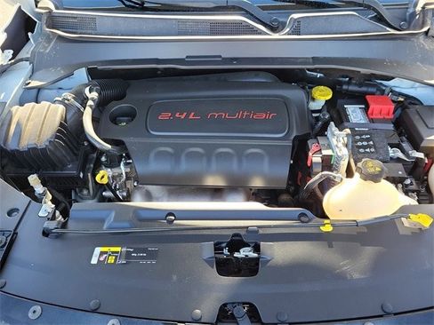 Used 2022 Jeep Compass Limited w/ Sun and Sound Group image 30