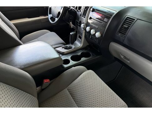 Used 2013 Toyota Tundra 2WD CrewMax w/ SR5 Pkg image 16