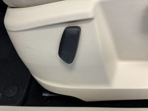 Used 2016 Volkswagen Tiguan S image 20