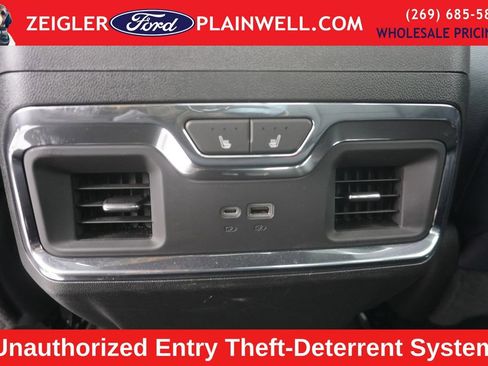 Used 2024 Chevrolet Silverado 2500 High Country image 11