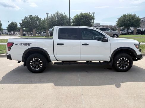 Used 2024 Nissan Titan PRO-4X w/ Pro-4x Convenience Package AWD/4WD image 3