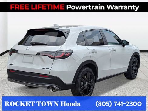 New 2027 Honda HR-V Sport image 4