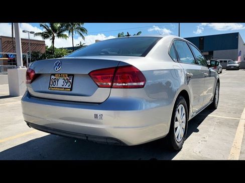 Used 2013 Volkswagen Passat 2.5 S FWD image 5