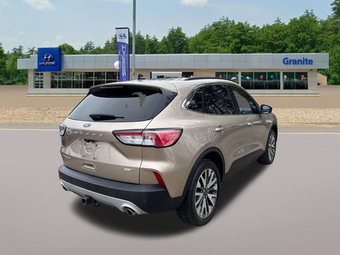 Used 2020 Ford Escape Titanium AWD/4WD image 4