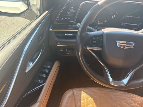 Used 2021 Cadillac Escalade Premium Luxury w/ Performance Package RWD image 21