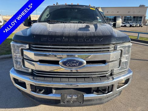 Used 2019 Ford F350 Lariat w/ Lariat Ultimate Package image 2