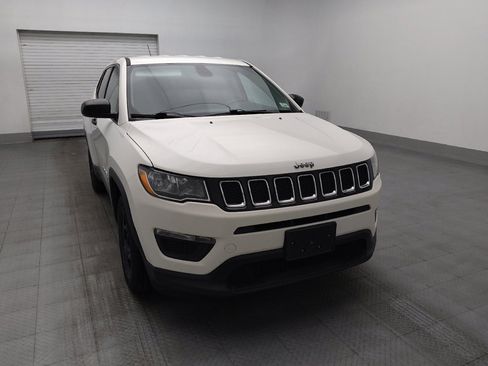 Used 2018 Jeep Compass Sport FWD image 14