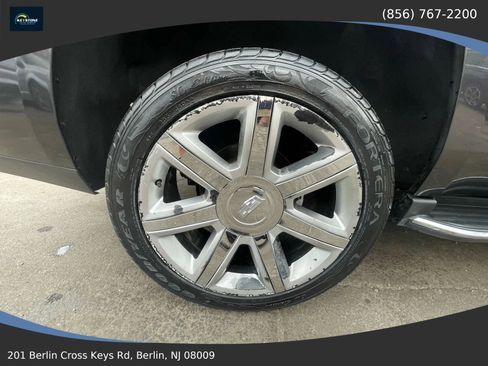 Used 2017 Cadillac Escalade Luxury RWD image 18