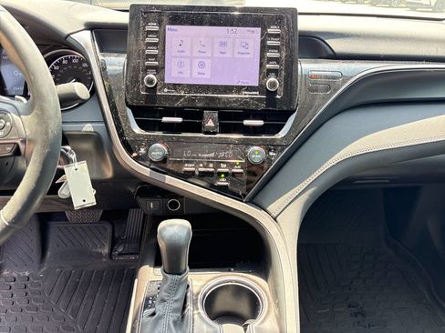 Used 2024 Toyota Camry SE FWD image 22
