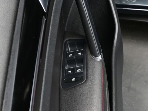Used 2015 Volkswagen GTI Autobahn image 10