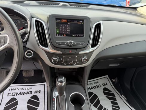 Used 2020 Chevrolet Equinox LS image 16