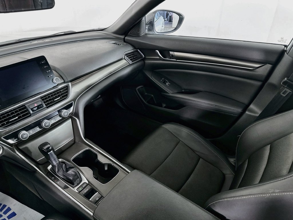Used 2022 Honda Accord Sport image 30