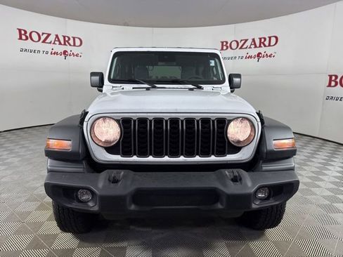 Used 2024 Jeep Wrangler Sport S image 2