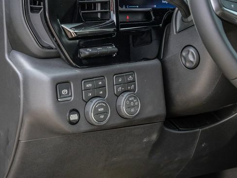 New 2026 Chevrolet Silverado 1500 ZR2 w/ Dark Appearance Package AWD/4WD image 41