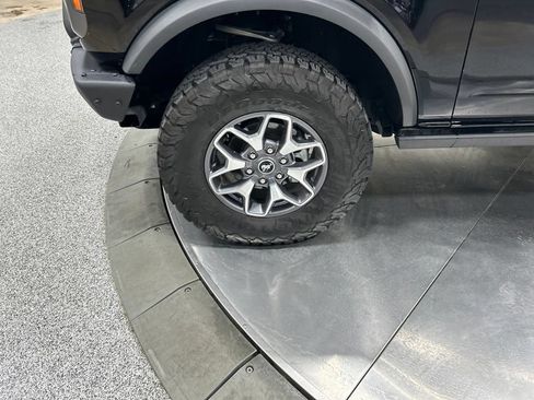 Used 2024 Ford Bronco Badlands AWD/4WD image 29