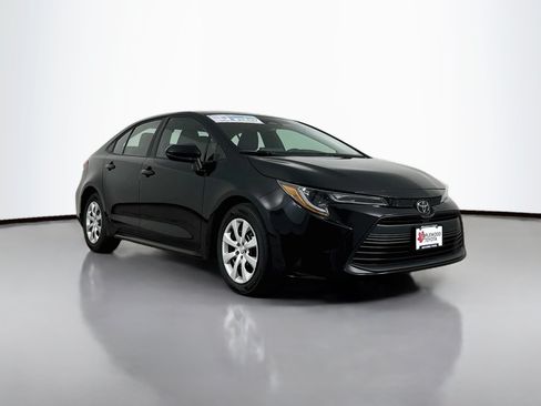 Certified 2024 Toyota Corolla LE FWD image 1
