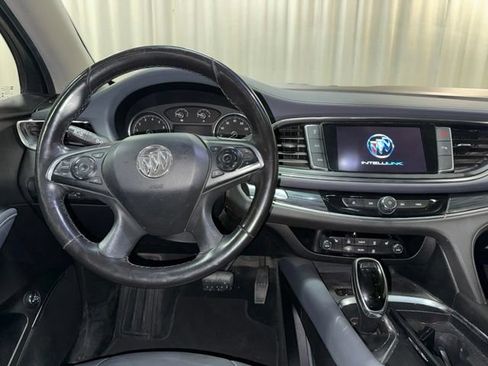 Used 2019 Buick Enclave Essence w/ Experience Buick Package AWD/4WD image 15