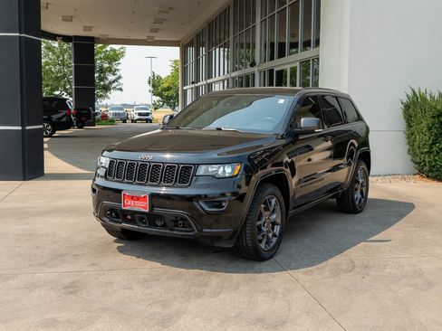 Used 2021 Jeep Grand Cherokee Limited w/ Quick Order Package 28K 80th AWD/4WD image 3