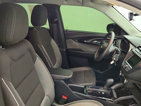 Used 2021 Chevrolet TrailBlazer LS image 21