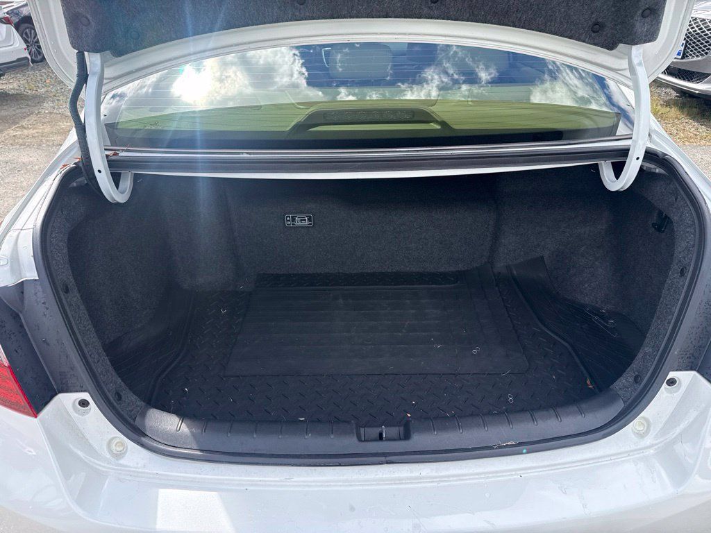Used 2017 Honda Accord Touring image 23