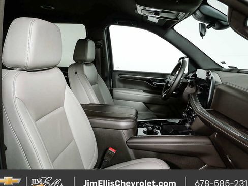 Certified 2025 Chevrolet Tahoe LT AWD/4WD image 23