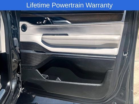 Used 2023 Jeep Grand Wagoneer 4WD w/ Rear Seat Video Group 1 image 23