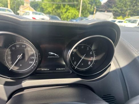 Used 2016 Jaguar F-TYPE Coupe RWD image 37