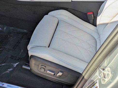 New 2026 BMW X5 sDrive40i w/ M Sport Package image 4