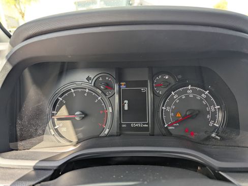 Used 2024 Toyota 4Runner SR5 image 27