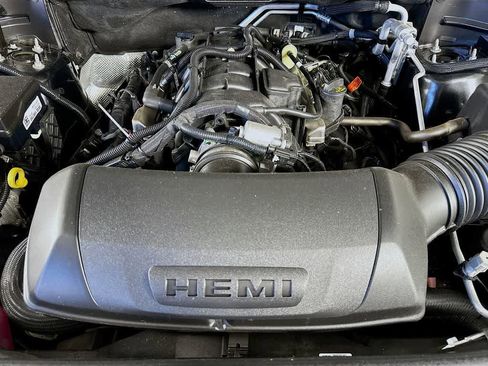 Used 2025 Dodge Durango R/T AWD/4WD image 9