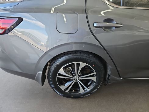 Used 2022 Nissan Sentra SV FWD image 22