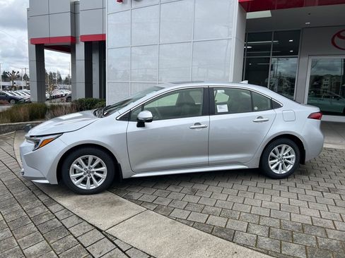 New 2026 Toyota Corolla XLE image 2