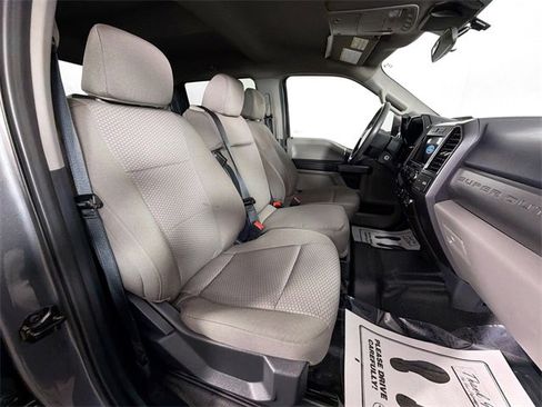 Used 2022 Ford F250 XLT image 24