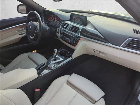 Used 2017 BMW 330e image 23