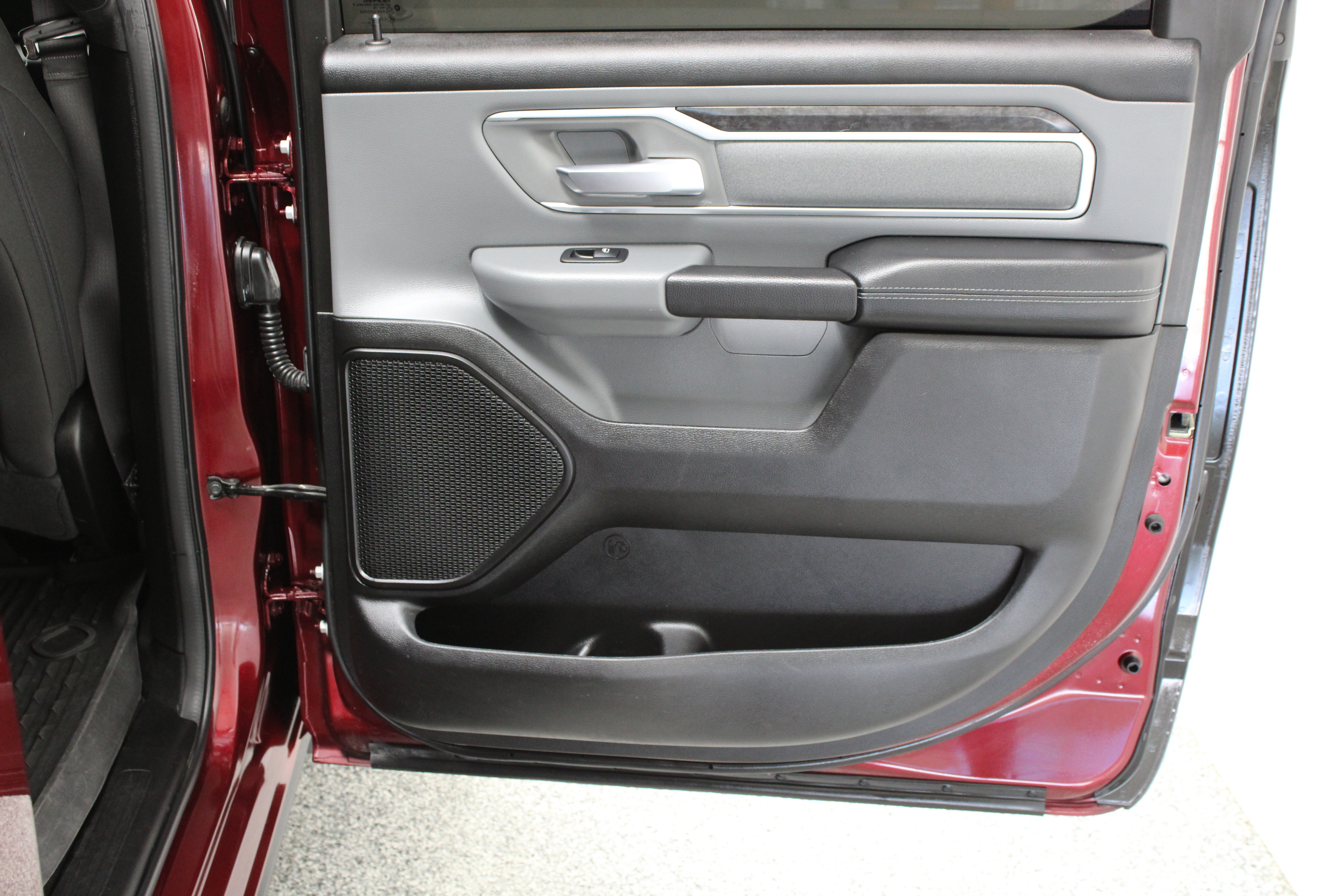 Used 2022 RAM 1500 Lone Star AWD/4WD image 33