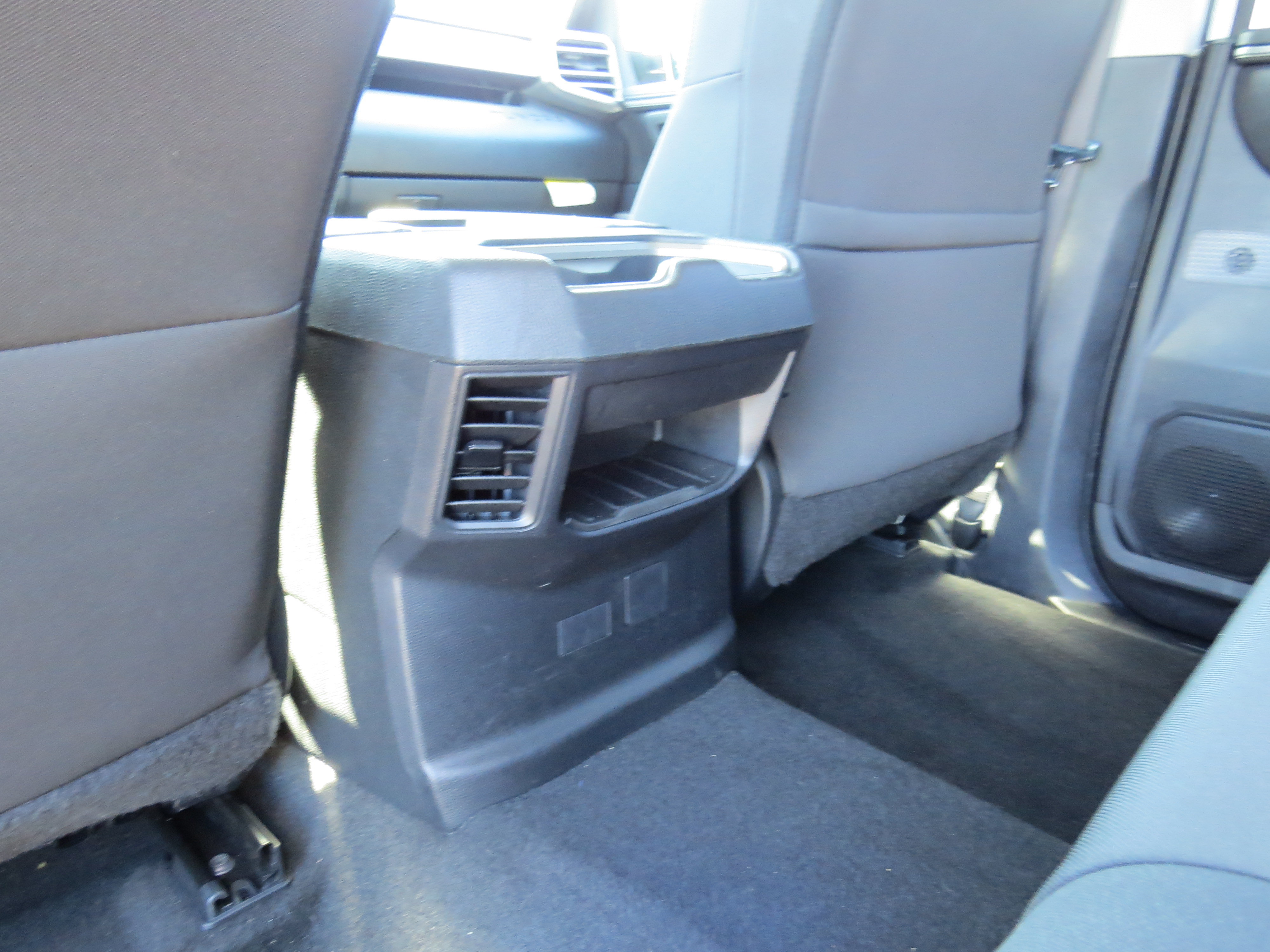 Used 2023 Toyota Tundra SR5 w/ SR5 Convenience Package AWD/4WD image 15