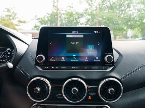 New 2025 Nissan Sentra SV image 12