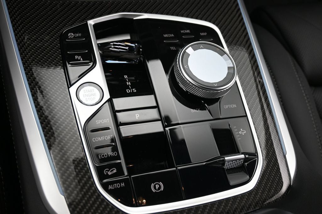 Used 2024 BMW X5 M60i AWD/4WD image 14