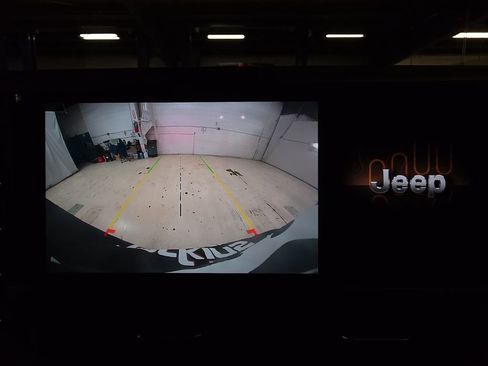 Certified 2025 Jeep Wrangler Unlimited Rubicon 4xe w/ Safety Group AWD/4WD image 22