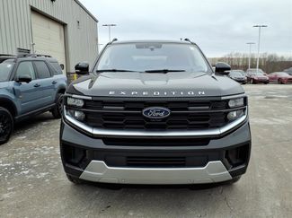 Certified 2025 Ford Expedition Platinum w/ Driver's Package video 2