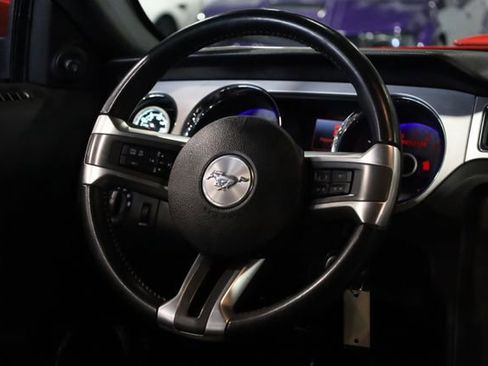 Used 2014 Ford Mustang GT Premium image 16